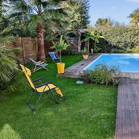 Piscine Chauffee & Jacuzzi Вилла *