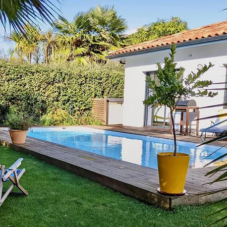 Piscine Chauffee & Jacuzzi