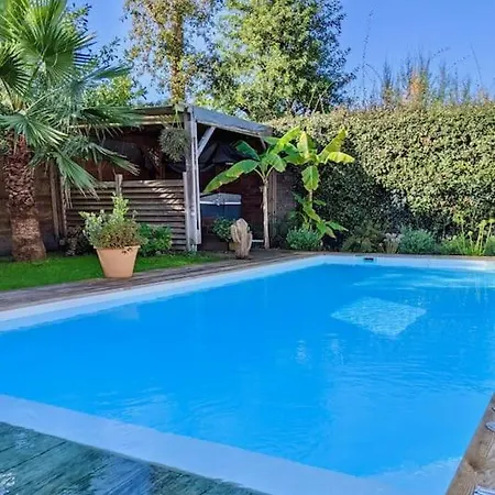 Piscine Chauffee & Jacuzzi Вилла Сеньос