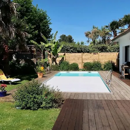 Piscine Chauffee & Jacuzzi